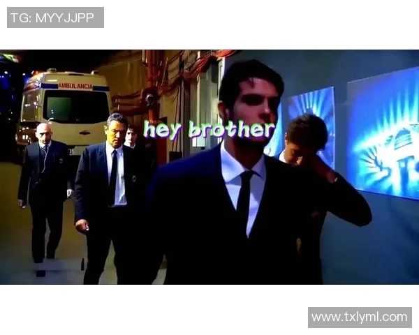 卡卡身着经典西装展现绅士风范引领时尚潮流的足球明星魅力