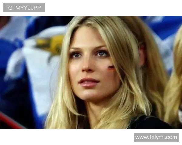 妻子最美足球明星名单揭晓这些女神的魅力与风采让人心动不已 妻子最美足球明星名单揭晓这些女神的魅力与风采让人心动不已