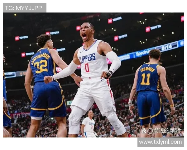 武汉羽毛球队逆袭之路：从低谷到巅峰的奋斗与荣耀